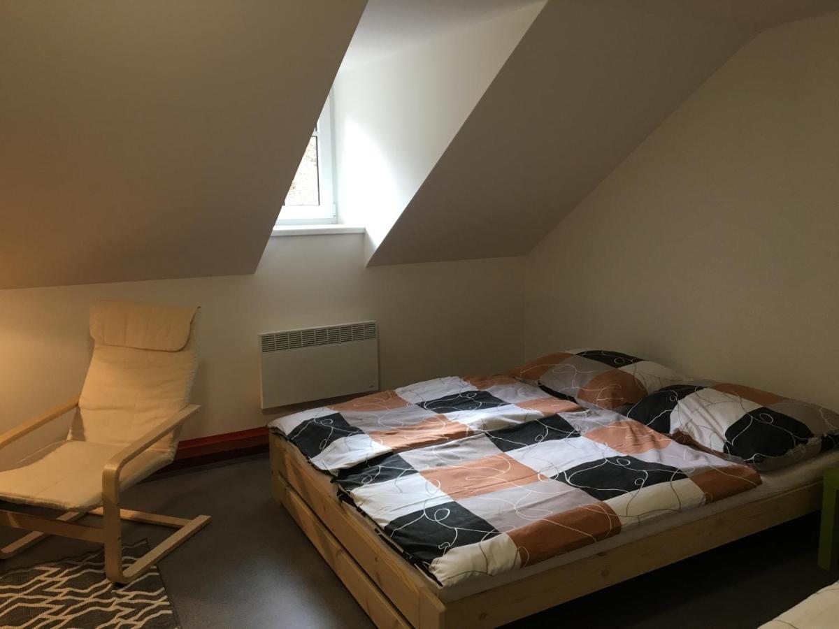 Apartman Restaurace Praha Apartment Jetrichovice  Bagian luar foto